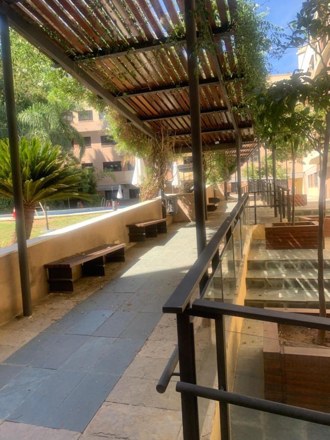 Apartamento Proximo Al Centro De 2 Dormitorios Con Piscina. เซบีญา ภายนอก รูปภาพ